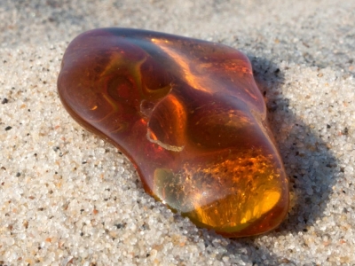 Niezwykłe zalety bursztynu bałtyckiego