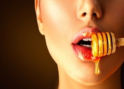 Miód – jego cenne właściwości i zastosowanie w kosmetologii