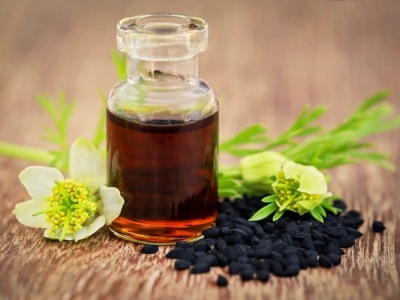 Czarnuszka – złoty środek na wiele chorób