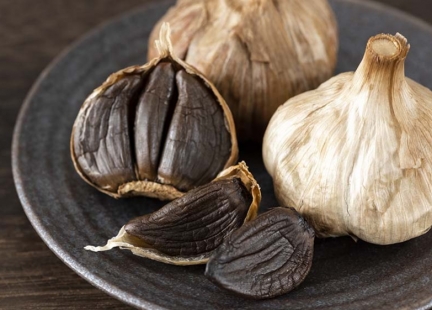 Sekret długowieczności – czarny czosnek