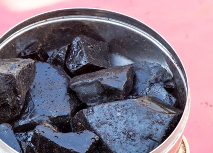 Górska smoła, czyli MUMIO shilajit